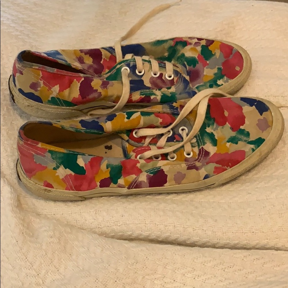 Watercolor patterned 90s sneakers
